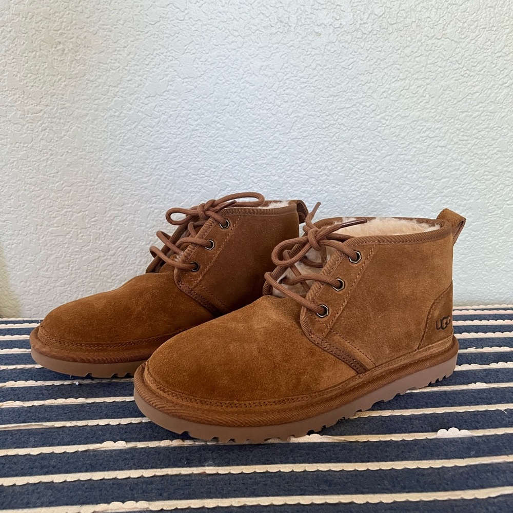 Womens UGG Neumel Boots